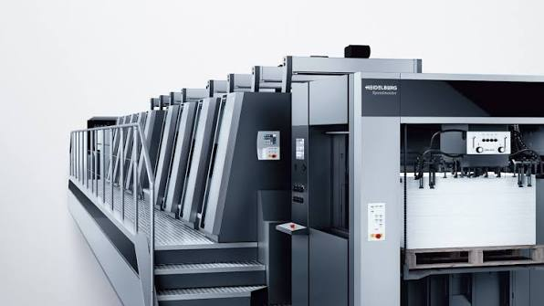 Heidelberg Speedmaster commercial offset press with operator console